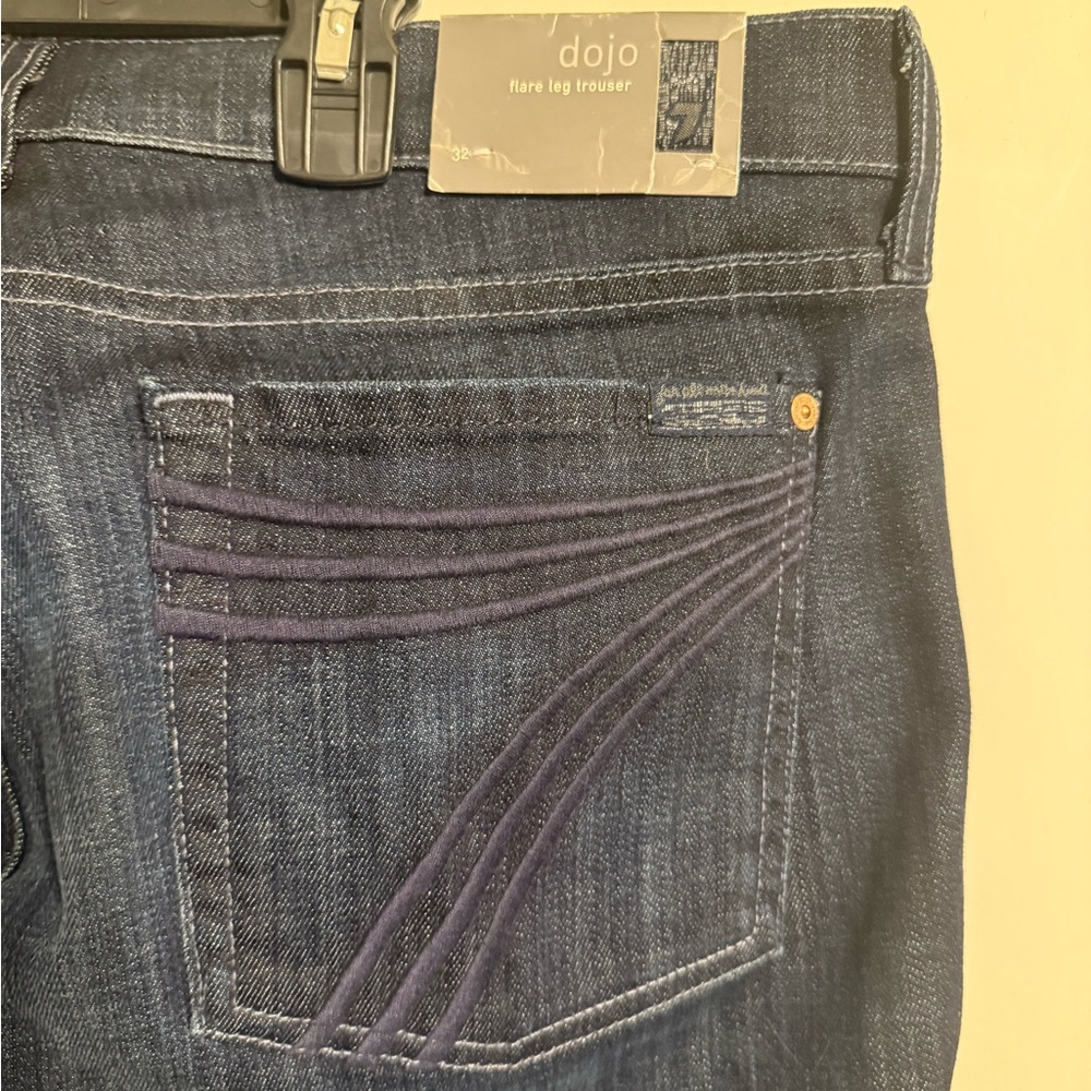 NEW 7 For All Mankind Dojo Dark Blue Flare Denim Jeans size 32